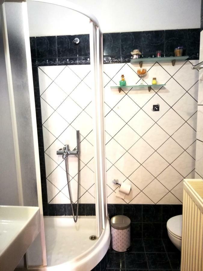 Aspa'S Apartment Кавала Екстериор снимка